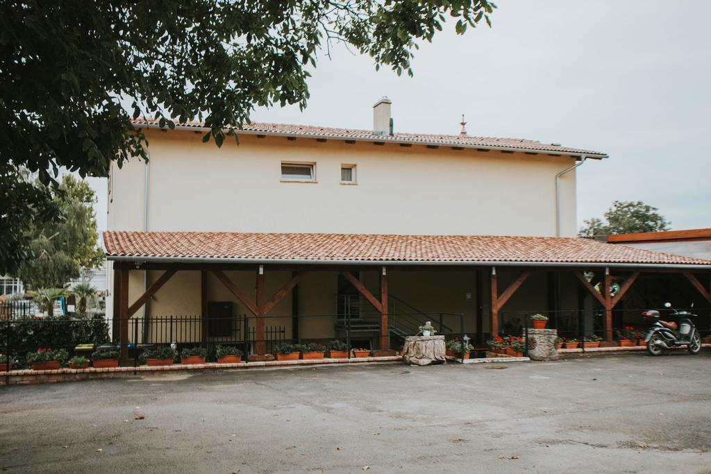 Szep Kert Vendeghaz Ξενοδοχείο Szekszárd Εξωτερικό φωτογραφία